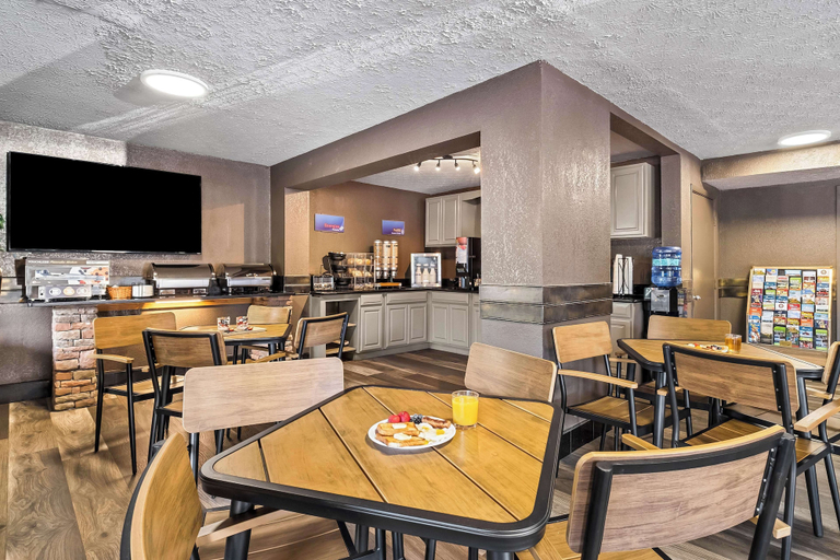 Food & Drinks 5, Best Western Braselton Inn, Jackson
