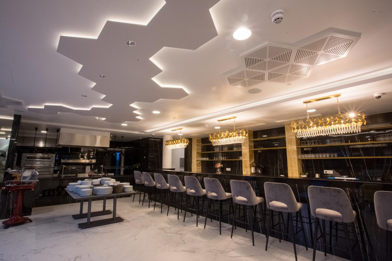 Food & Drinks 5, Hotel Crystal, Orebić
