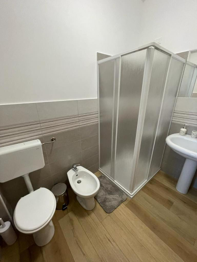 Bathroom 4, Dal barone, Messina