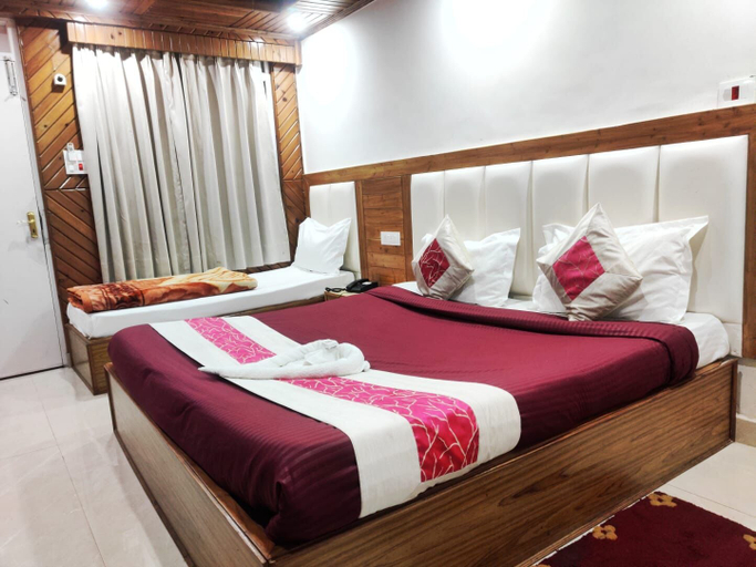 Bedroom 3, Hotel Hans, Shimla