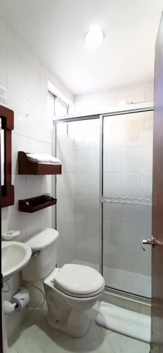 Bathroom 4, Hotel Torre del Prado, Barranquilla