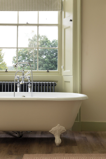 Bathroom 4, Dabton House, Dumfries and Galloway