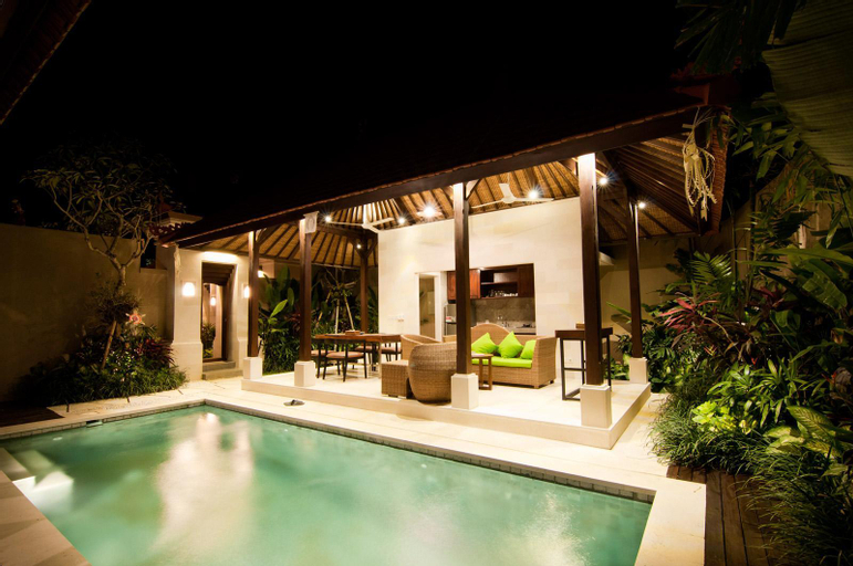 Swimming Pool 10