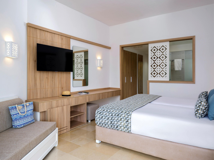 Bedroom 3, TUI BLUE Palm Beach Hammamet - All Inclusive, Hammamet