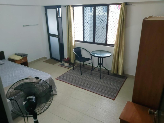 3, Barrett Accommodation Rooms, Rewa
