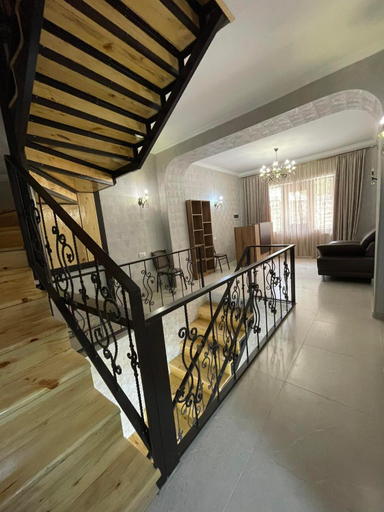 Others 5, Hotel Shina, Kazbegi