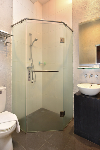 Bathroom 3