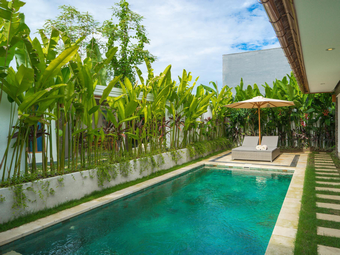 Swimming Pool 1