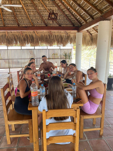 Food & Drinks 3, Sicaru, La Punta - Puerto Escondido, Dist. Pochutla
