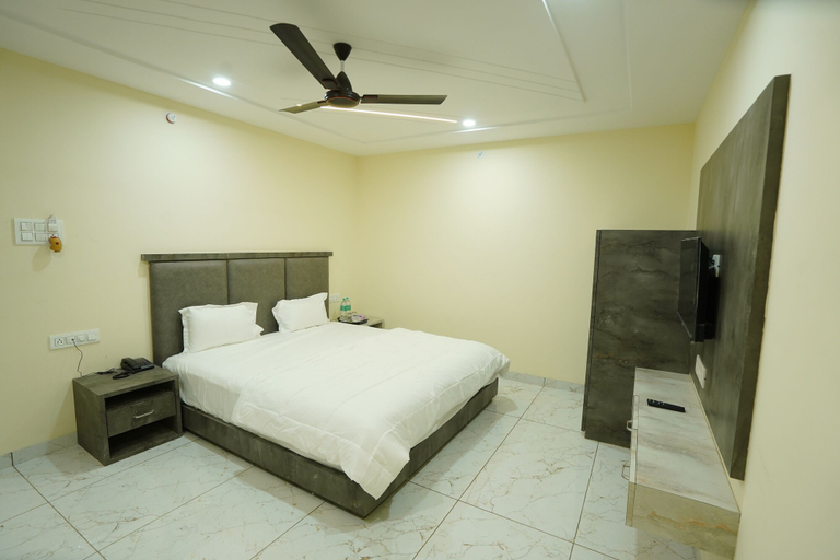 Bedroom 2, Hotel Magnet By Wishotel, Indore