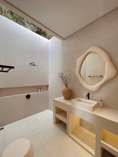 Bathroom 5, Villa Molly - Bogor Private Luxurious Staycation, Bogor