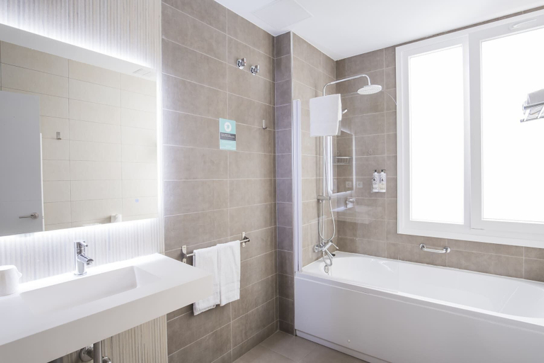 Bathroom 5, Alda Centro Ponferrada, León