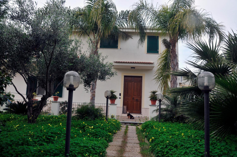 Others 3, La Villa, Reggio Di Calabria