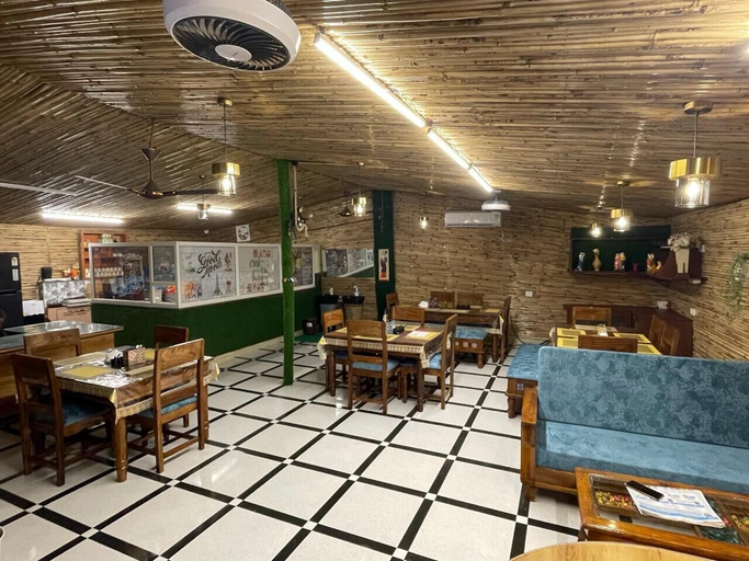 Food & Drinks, Gopika Resort, Mathura