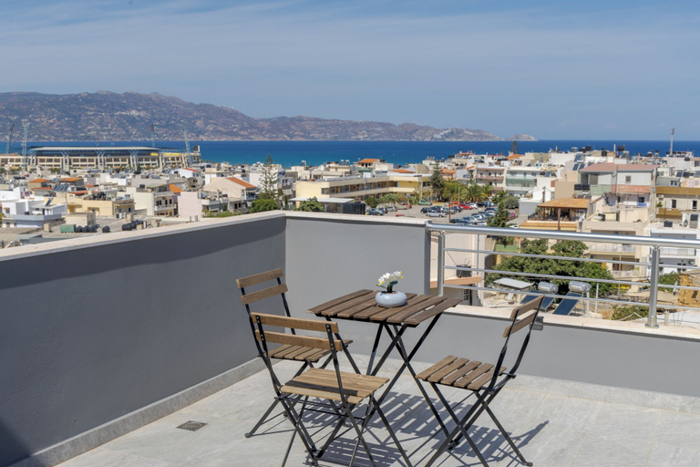 Public Area 5, Boutique Seaview Apt near City Center, Crete