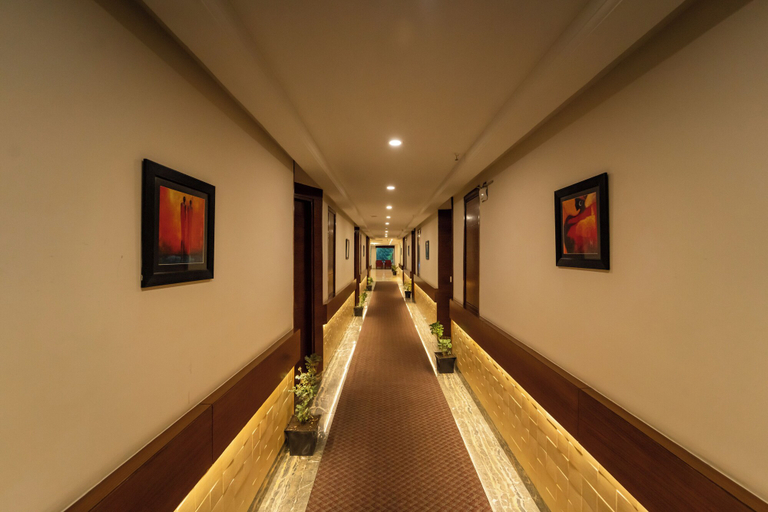 Others 5, The Allure Grand Resort, Kullu
