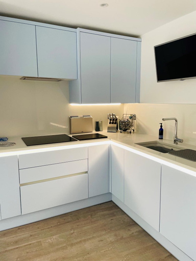 3, Peterborough, Hampton Vale Lakeside En-Suite Large Double bedroom with great modern facilities, Cambridgeshire