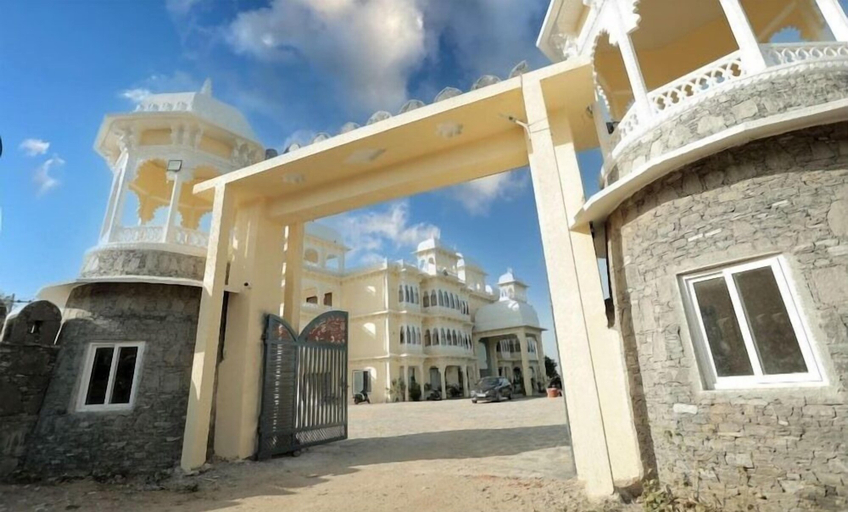 Room 5, Wishotel Resort Phoenix Neergarh Palace, Rajsamand