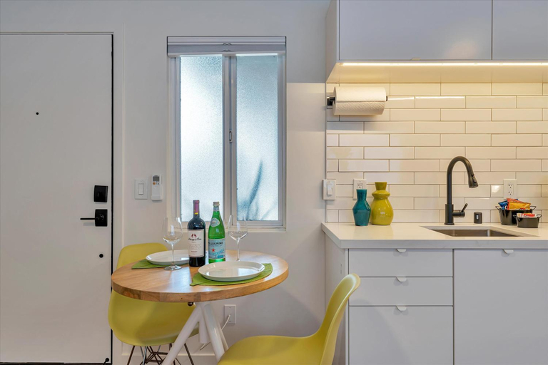 1, Silicon Valley Stay Apartments, San Mateo