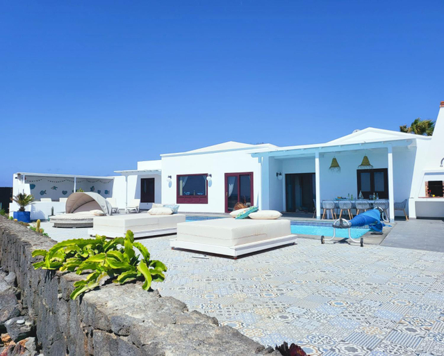 Others 2, Villa Sunset Paradise with panoramic sea view, first line, sunsets, Las Palmas