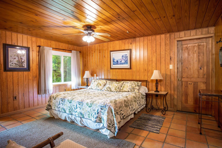 Others 5, River Ridge Bandera Cabin, Bandera