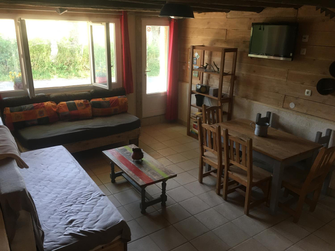 Others 5, La grange de Maurines, Cantal