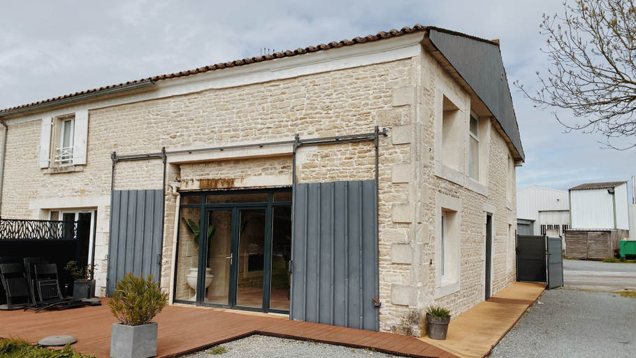 Exterior & Views 2, Domaine de Saint Florent - Piscine & Spa, Deux-Sèvres