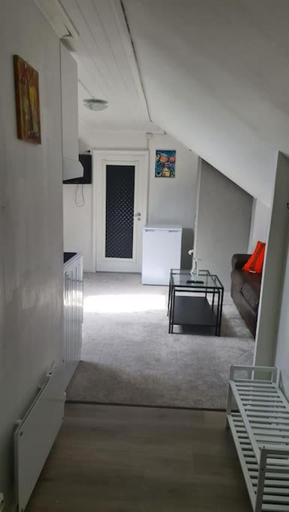 Others 5, Cosey 1 bedroom loft with free parking, Stavanger