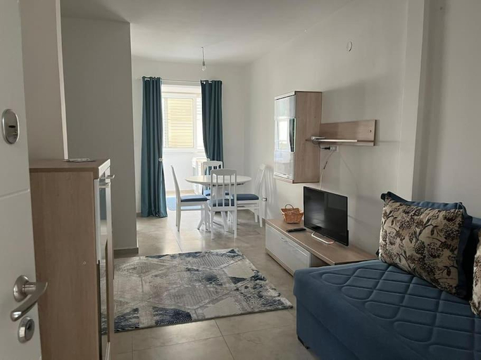 Others, Lovely 1-bedroom apartment in Budva