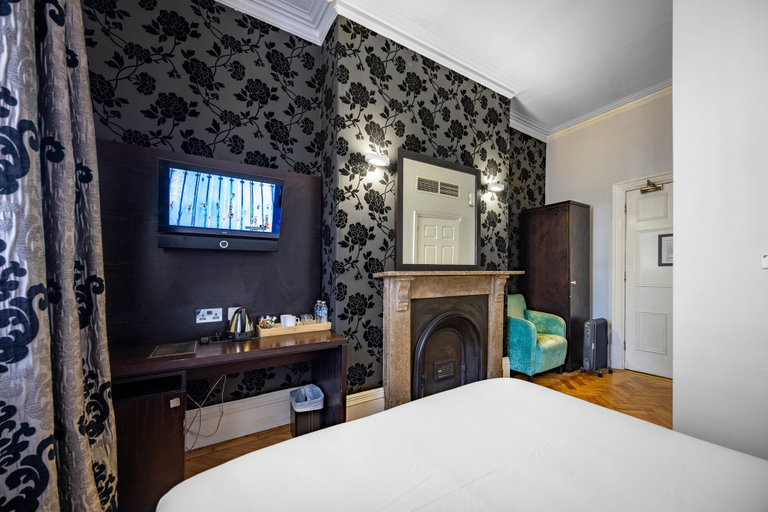 Bedroom 2, Cathedral Quarter Hotel - Derby, Derby