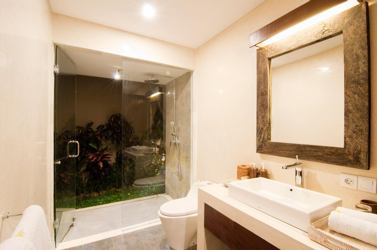 Bathroom 8