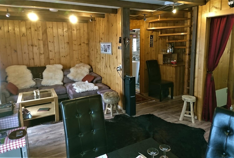 Shared lounge/TV area, Chalet "Chez Claudine et Charles", Hérens