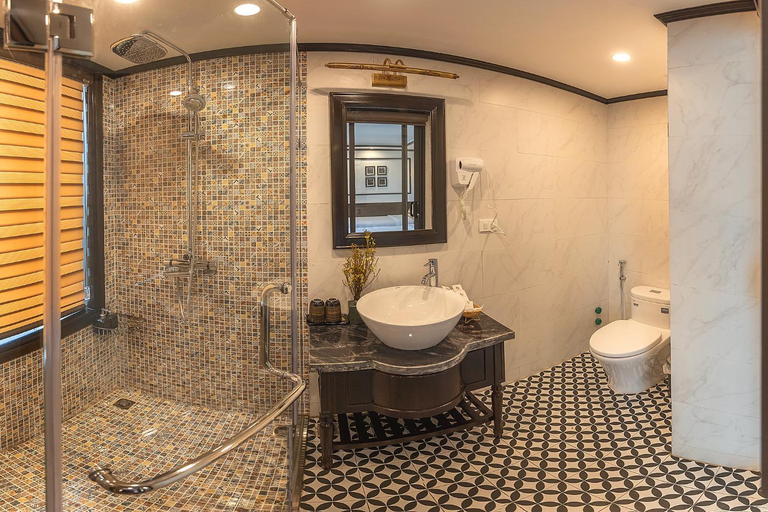 Bathroom, Sena Cruises Wonder On Lan Ha Bay, Hạ Long