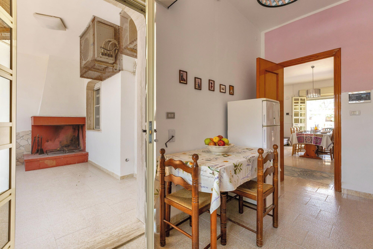 Others 4, 4033 Villetta Stefy by Barbarhouse, Lecce