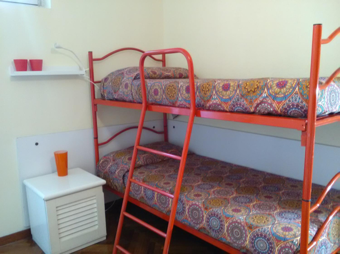 Bedroom 2, Quadrilocale LAVINIA, Genova