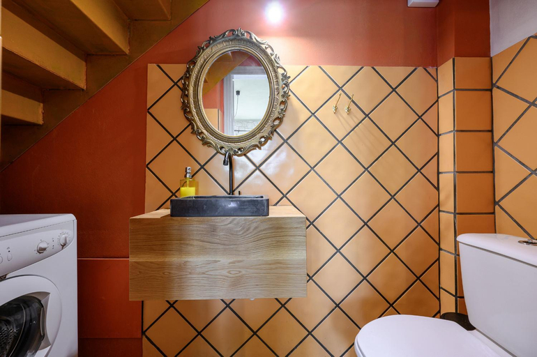 Bathroom 5, Rogalida, Crete