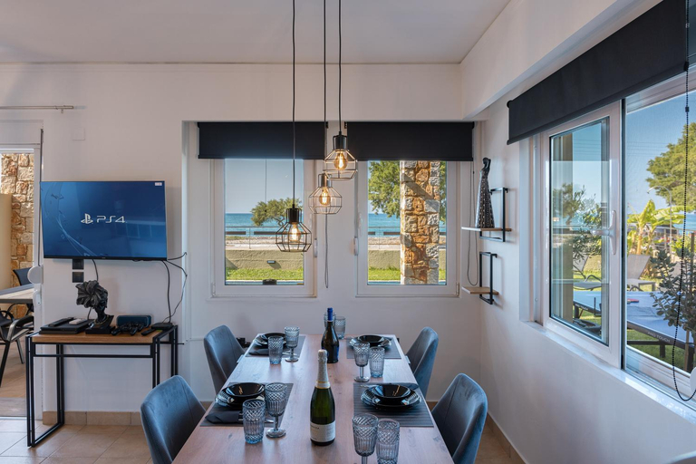 Others 3, Villa Per Mare, Crete