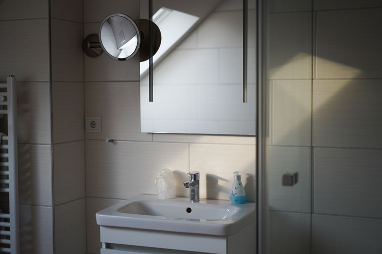 Bathroom 3, Gothmanns Hotel, Herzogtum Lauenburg