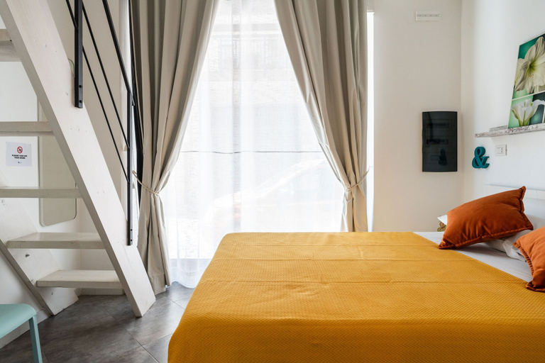 Room 3, 4156 Green Emerald by Barbarhouse, Bari