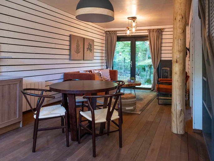 Dining 5, Woodland Retreat, Antoing, Hainaut