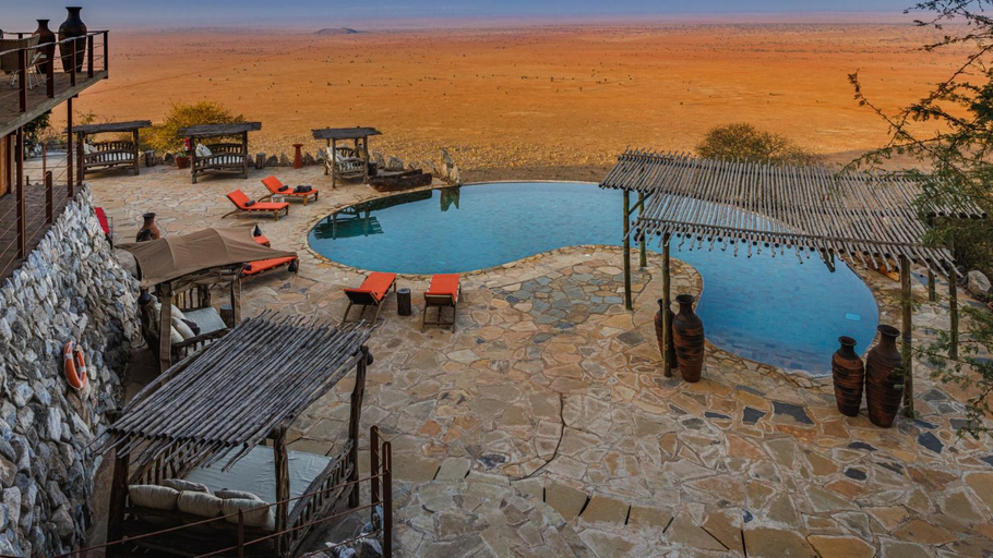 Sport & Beauty 5, Soroi Lions Bluff Lodge, Mwatate