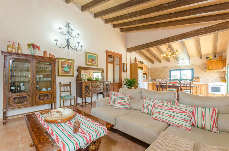 Room 5, Es Moy Des Pins in Muro, Baleares