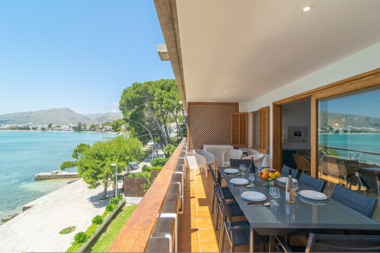 Food & Drinks, Ed Bellveure 2 B Duplex, Baleares