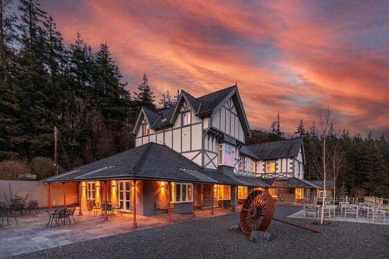 Exterior & Views 1, Plas Weunydd Hotel, Gwynedd