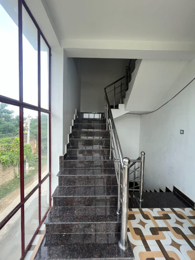 Public Area 2, Suryavansham Guest House, Faizabad