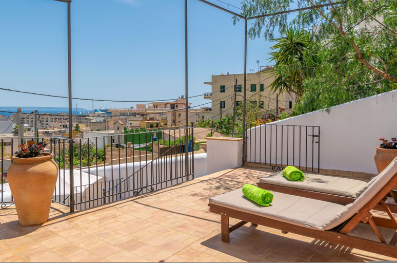 Room 1, Villa El Terreno, Baleares