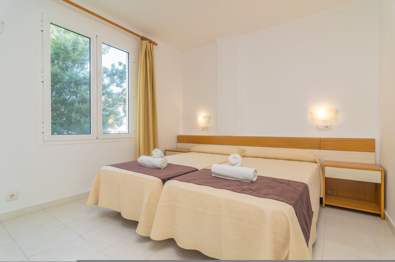 Room 4, Massanet Bc in Canyamel, Baleares