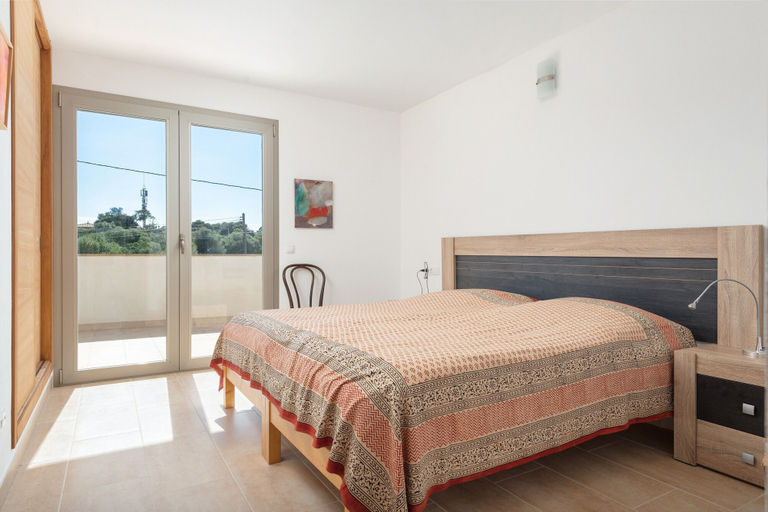 Room 2, Garlanda 1 in Cala Llombards, Baleares