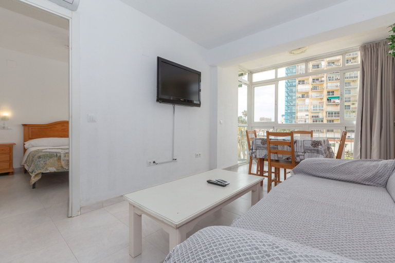 Room 5, Garceta in Benalmadena, Málaga