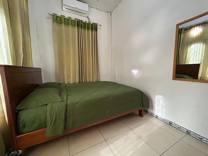 Bedroom 12